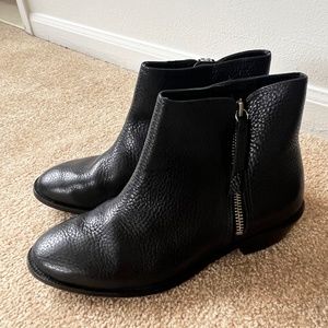 J Crew Black pull on ankle boots size 6.5